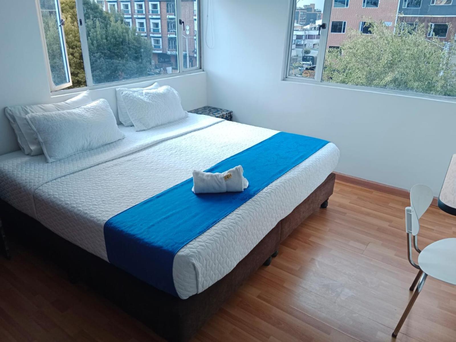 Hotel Blue Zafiro Богота Экстерьер фото
